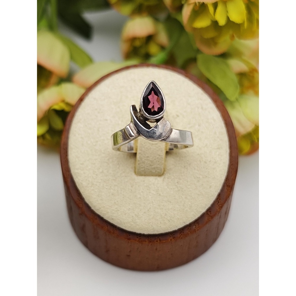 Artisan Handmade Garnet Claddagh Ring Womens 5.5 Silver Pear Gemstone Sterling